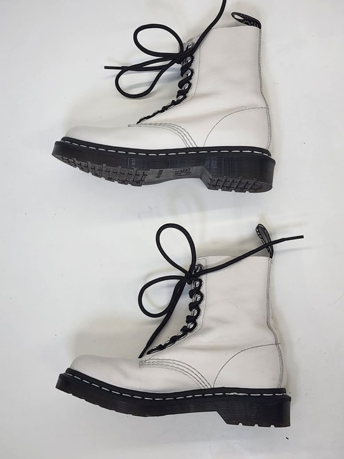 DR. MARTENS 8홀 1460 퍼스칼 화이트 230 상품이미지3