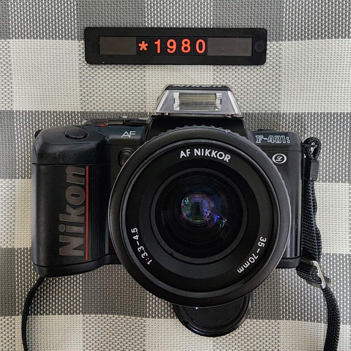 니콘 F 401s AF 필름카메라 35-70미리 줌렌즈 상품이미지1
