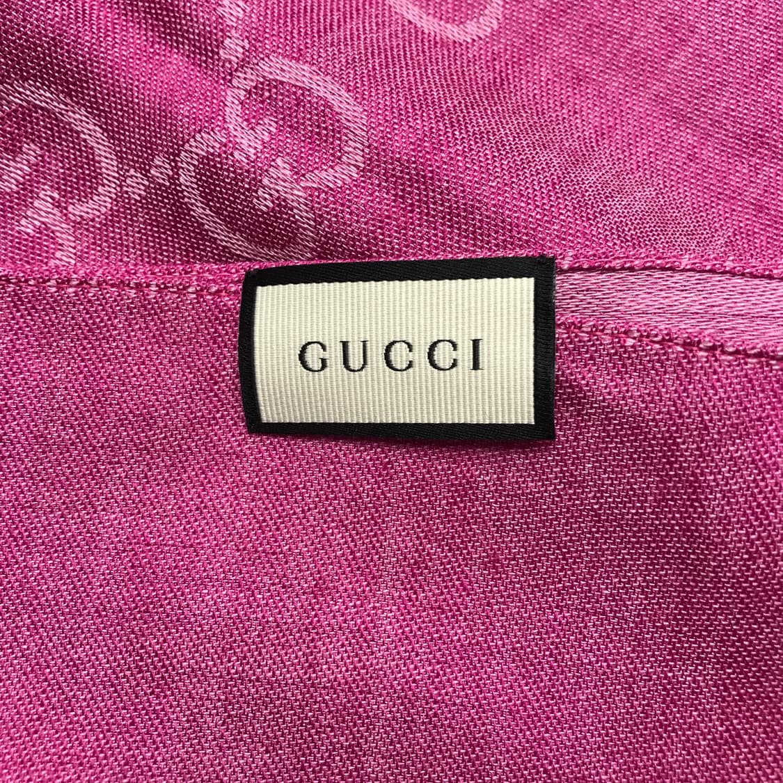 구찌 로고 스카프 핑크 새상품 상품이미지5
