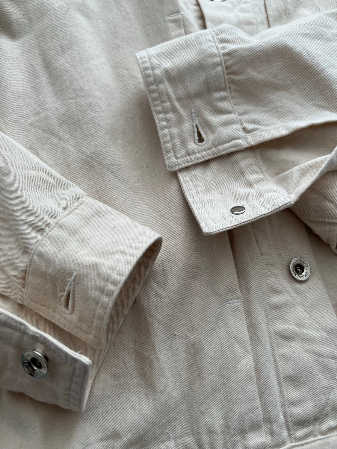 엔지니어드 가먼츠 에크루 신치백 데님 자켓 상품이미지5