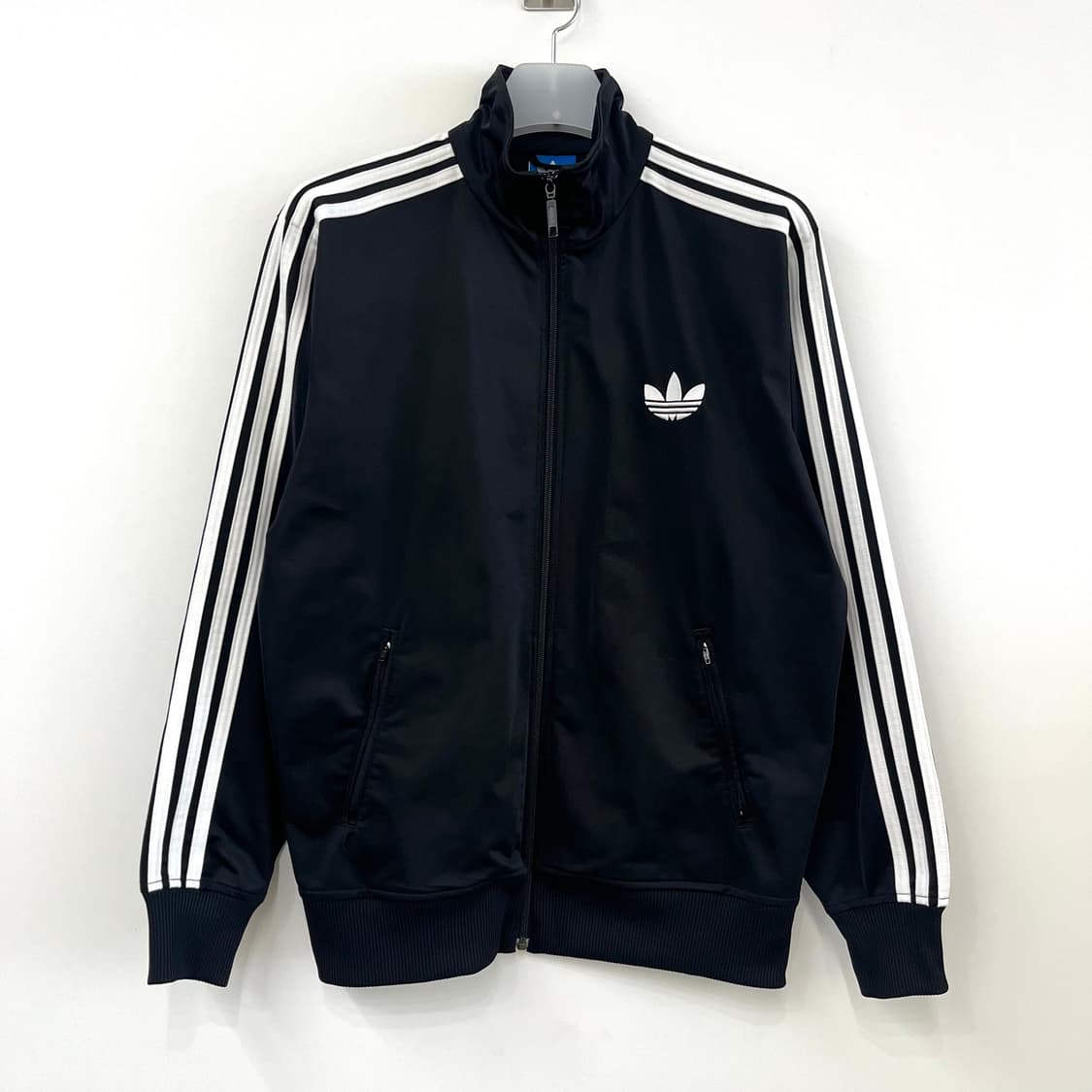 아디다스 구파이어버드 블랙 트랙탑 져지 상품이미지2