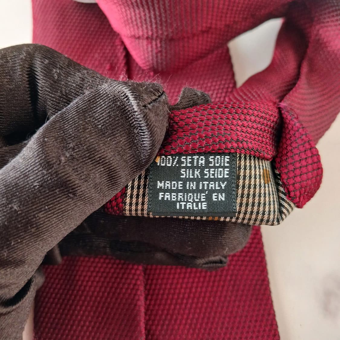 겐조 실크 와인톤레드 텍스처 넥타이 8.6cm A+등급 A19216
 상품이미지8