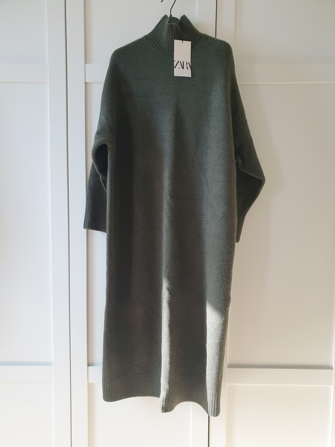 ZARA 자라 터틀넥 니트원피스 새제품 상품이미지1