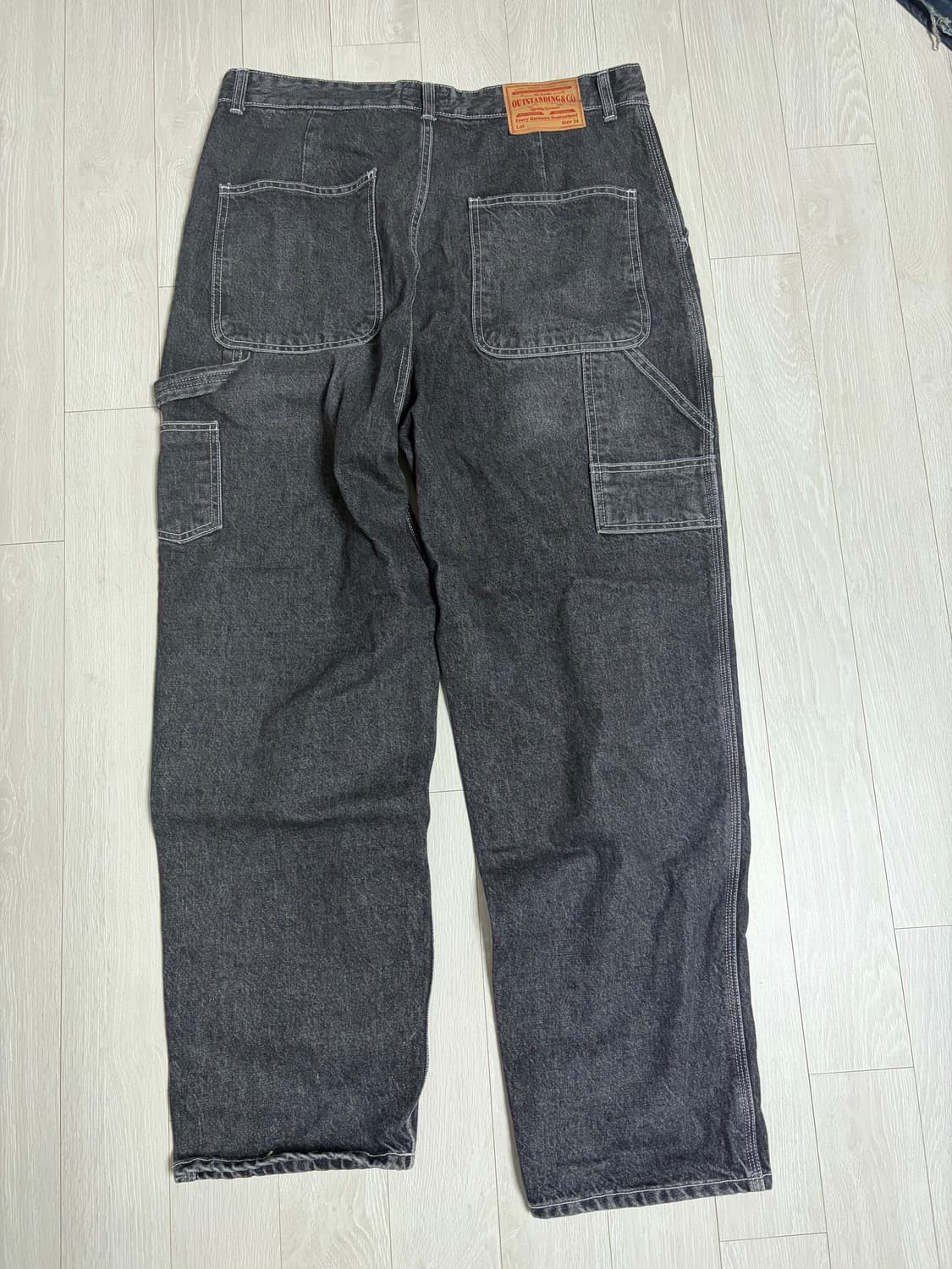 아웃스탠딩) 루즈핏 카펜터 배기 팬츠 블랙 데님 34 상품이미지4