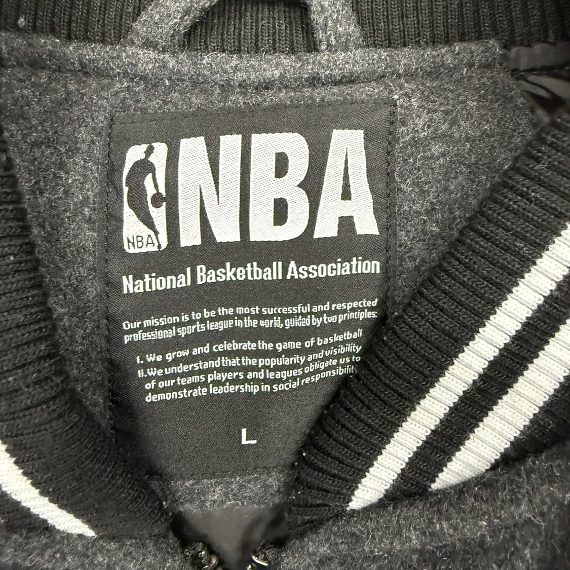 (L)NBA 세크라 멘토 킹즈 다운 울 바시티 자켓 상품이미지2