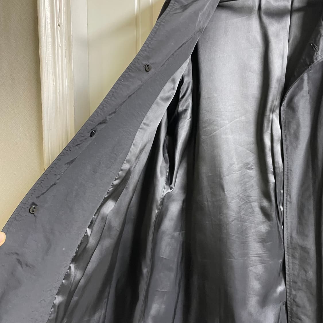 DKNY 클래식 블랙 싱글 트렌치코트  상품이미지6