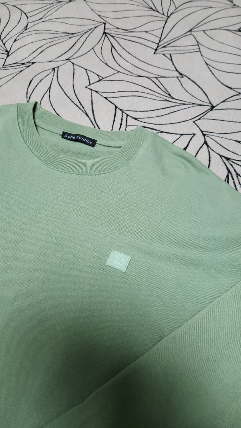 아크네 스튜디오 민트 맨투맨 M 세미오버핏 105추천 상품이미지2