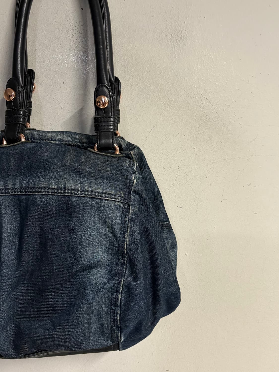 DIESEL denim x leather weave shoulder ba 상품이미지7