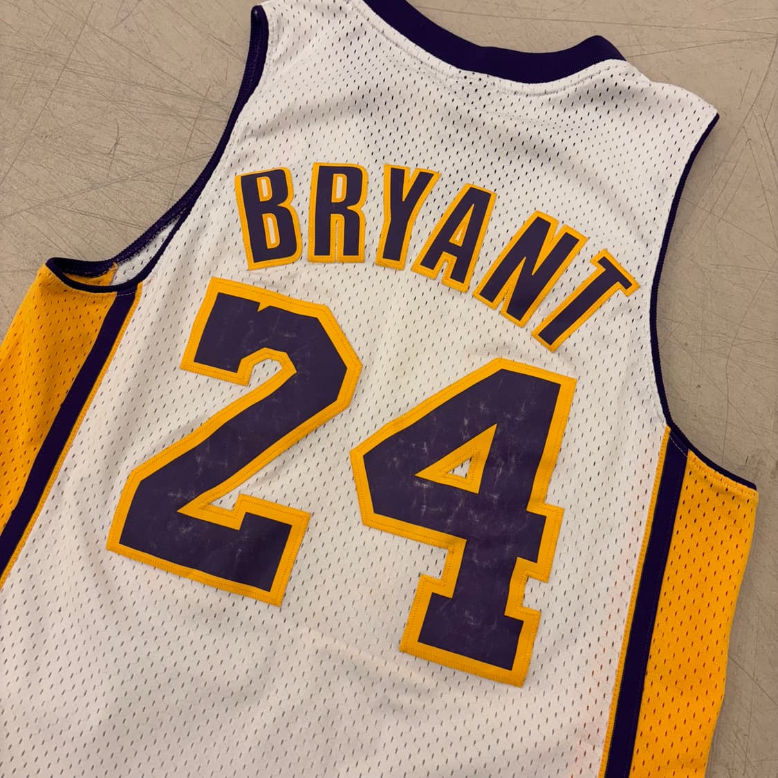 아디다스 레이커스 코비 브라이언트 농구 져지 상품이미지3