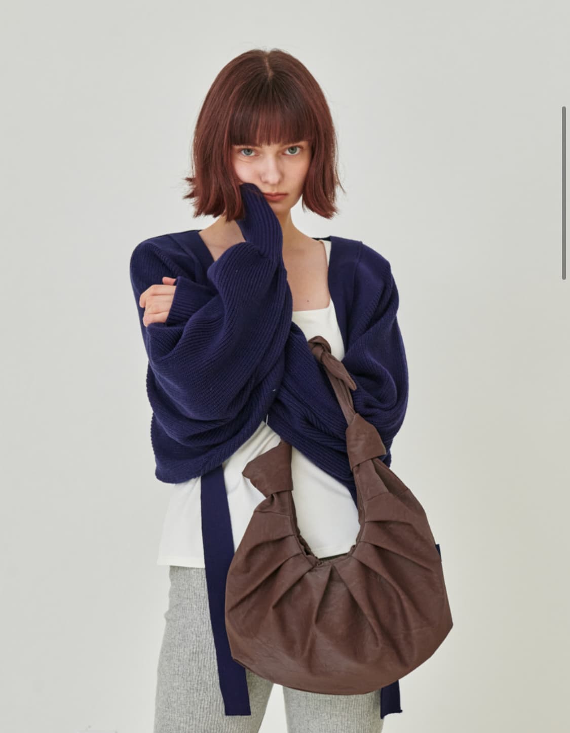 아코크 Stone Croissant Medium Bag 상품이미지3