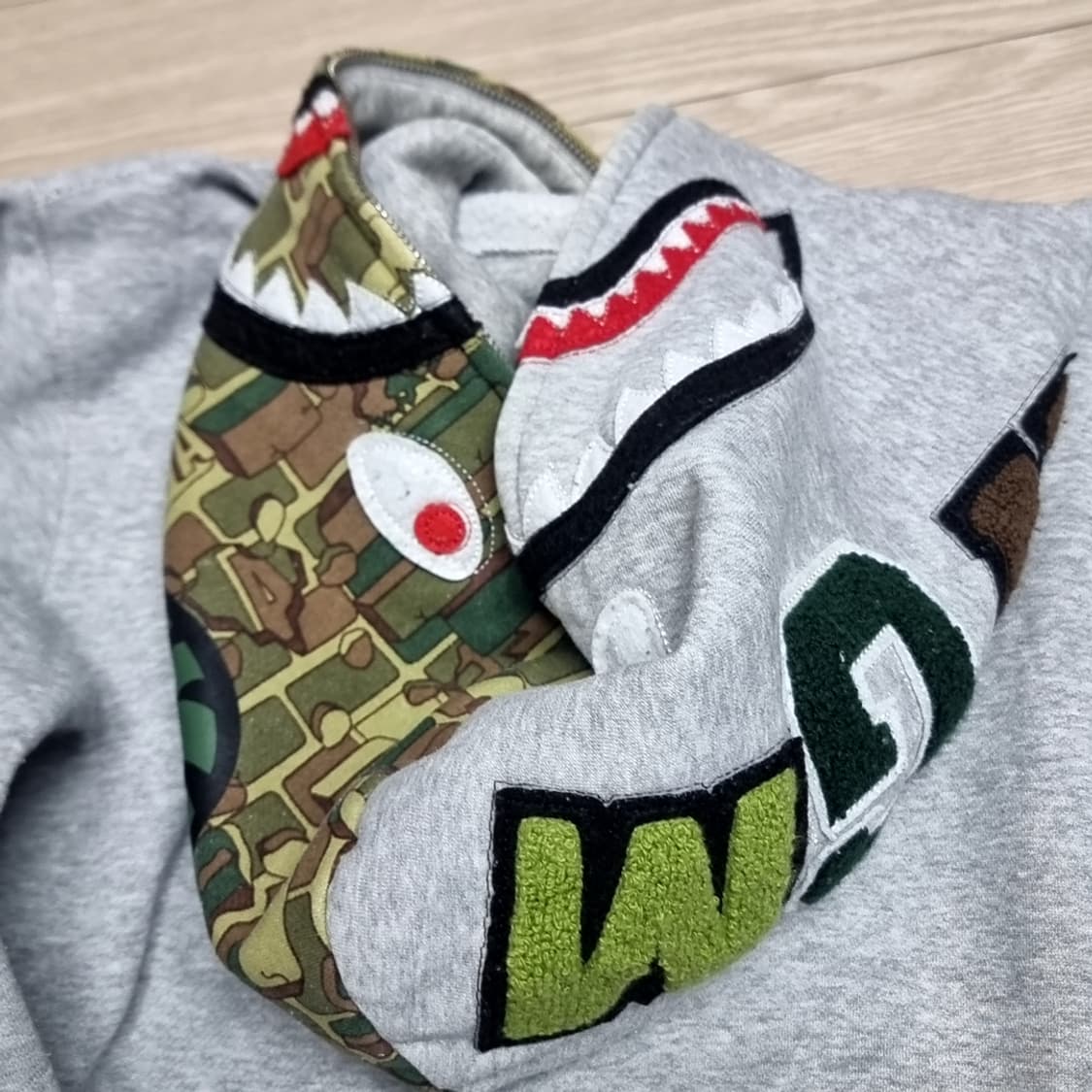 베이프 샤크 브릭 카모 후드집업 회색(m) 상품이미지8