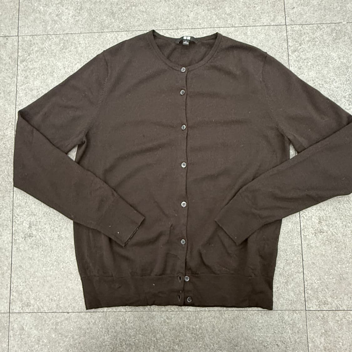 유니클로 브라운 가디건 상품이미지4