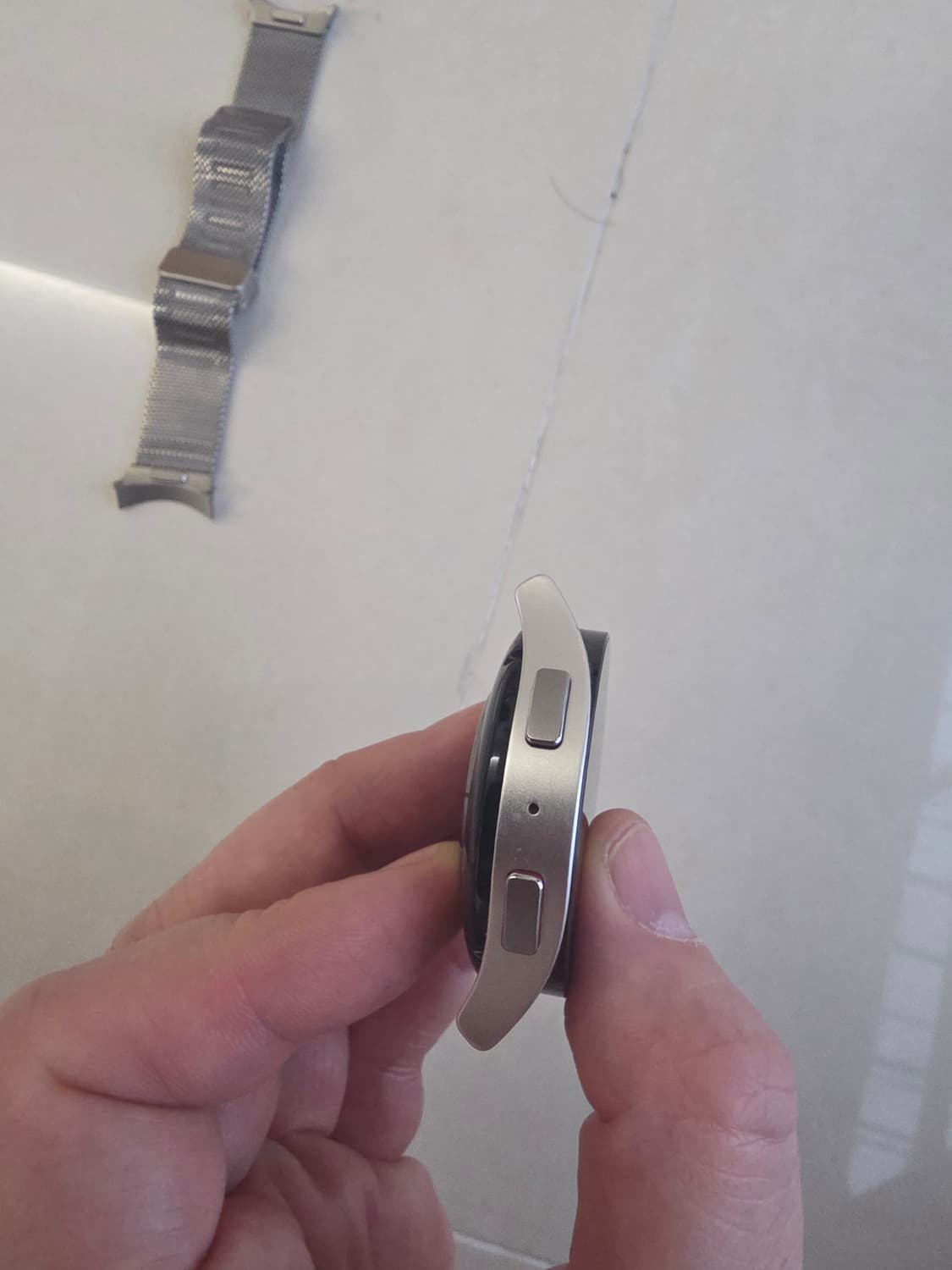 갤럭시 워치6 40mm 골드 풀박스 판매합니다. 상품이미지7