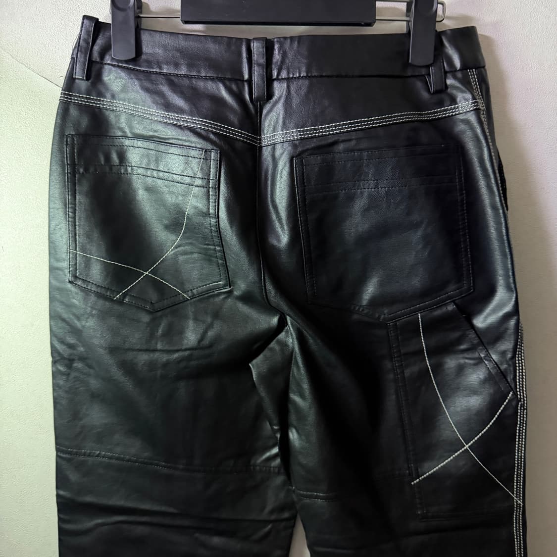 마뗑킴 블랙 레더팬츠 M (여성 55-66정도) 상품이미지6