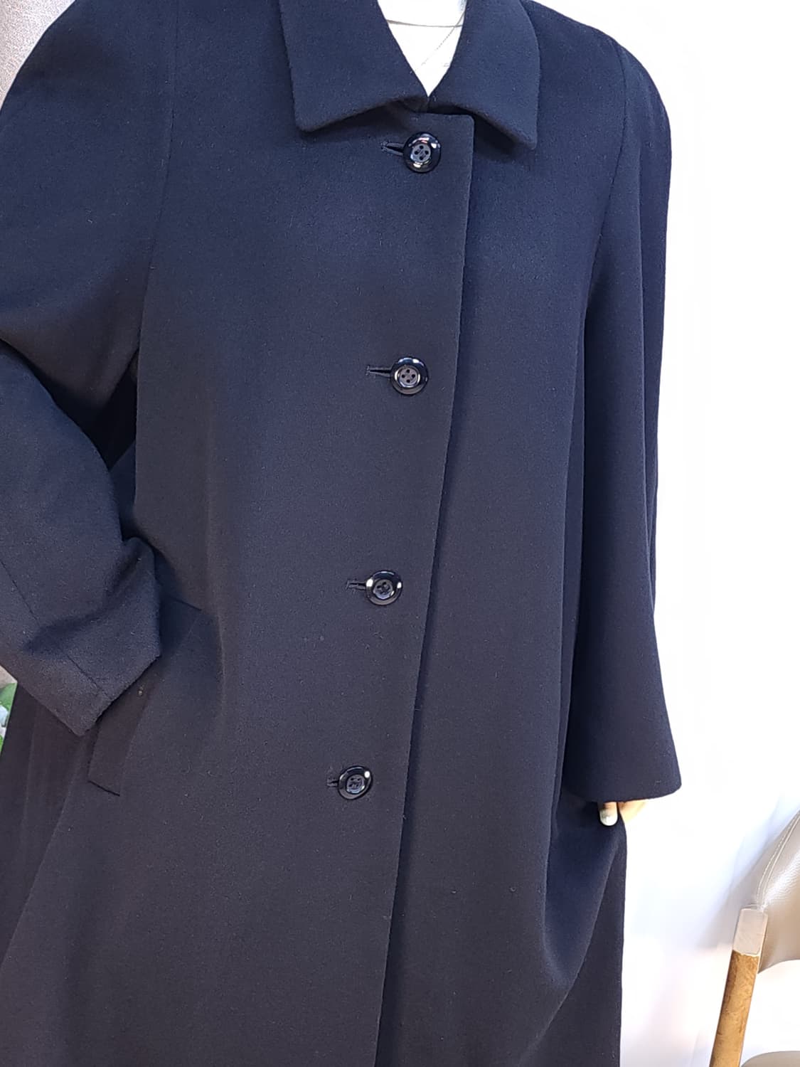 캐시미어100% 블랙코트 상품이미지10