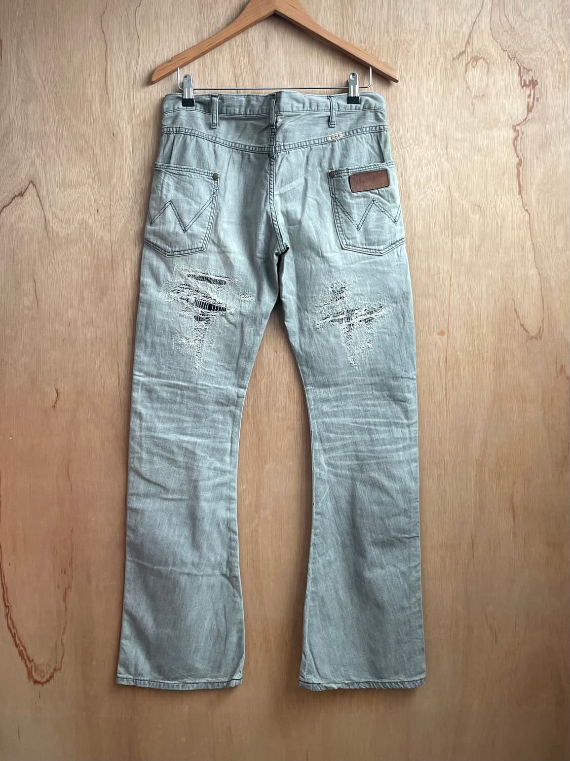 AKM X Wrangler 바나나 플레어 데님 팬츠 상품이미지4