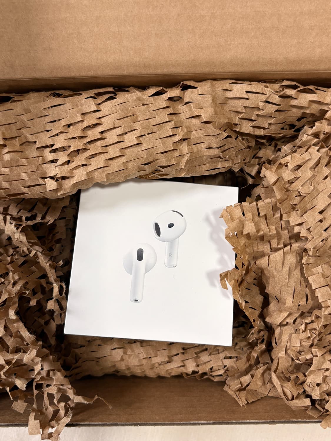 에어팟4 노이즈캔슬링 미개봉 상품이미지1