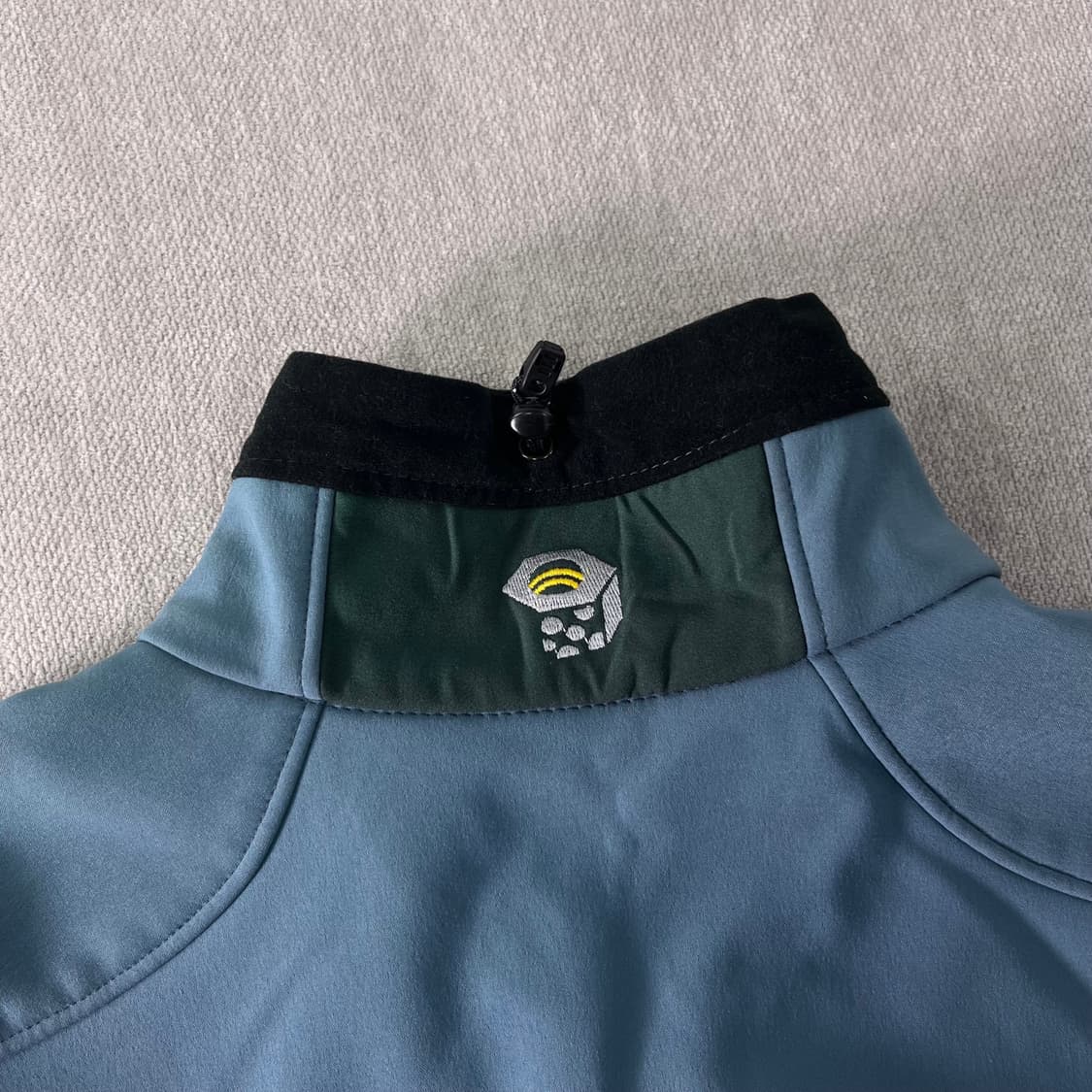 100 마운틴 하드웨어 기능성 배색 집업   상품이미지6