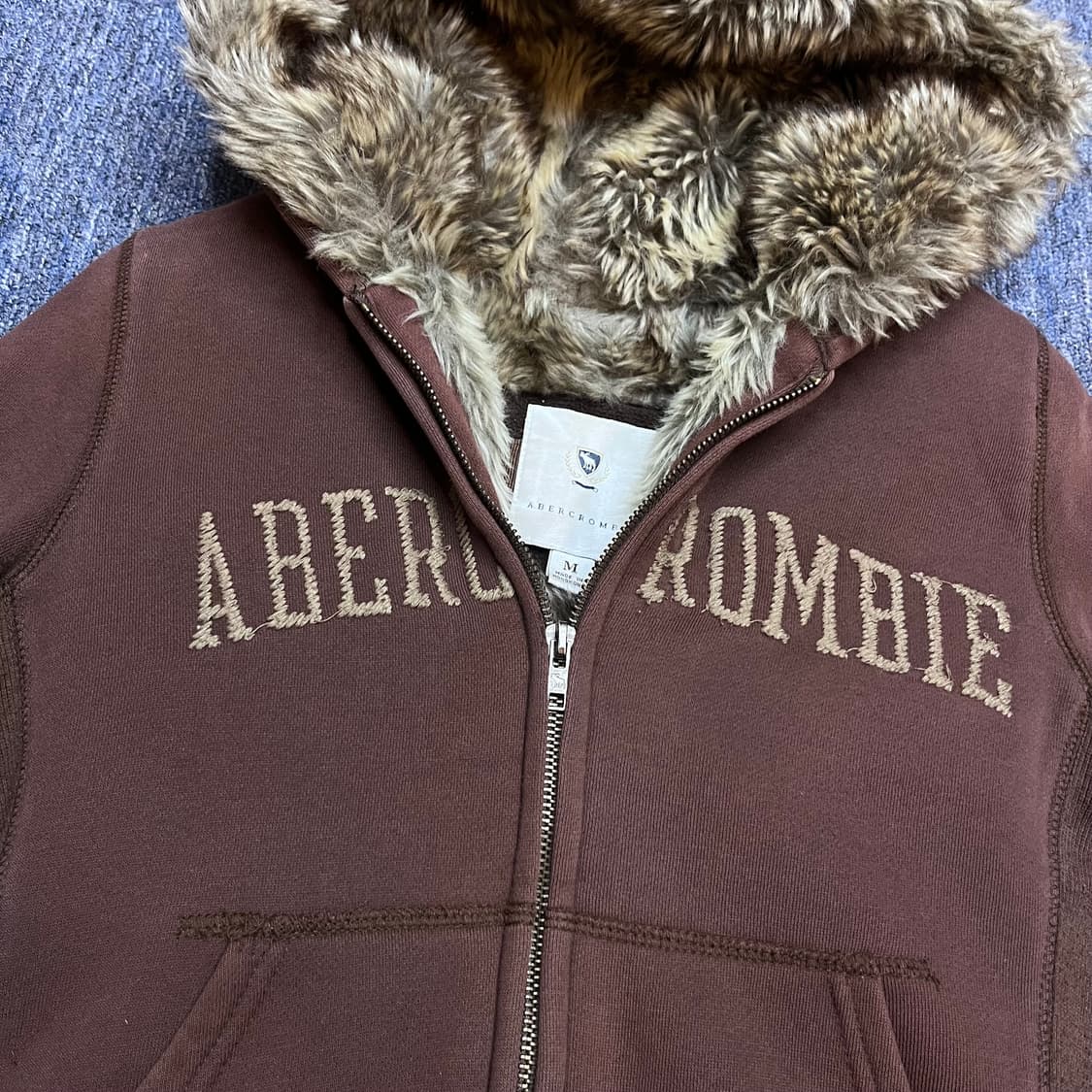 아베크롬비 울프죠 브라운 상품이미지2