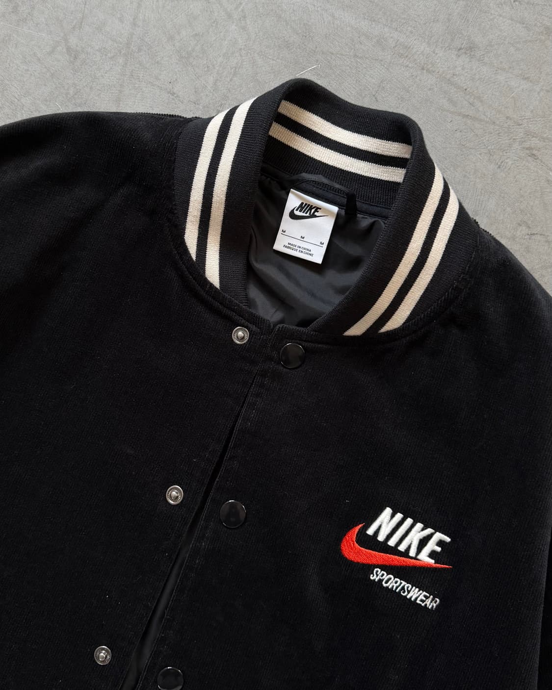Nike 나이키 NSW 트렌드 봄버자켓 블랙컬러 상품이미지7