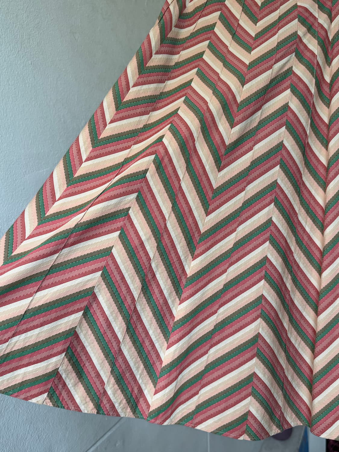 레이온 100% 플레어 a라인 미디 스커트 상품이미지4