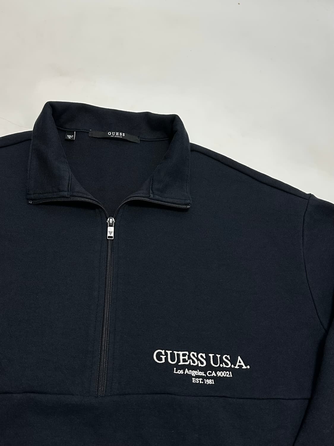 게스 반집업 맨투맨 상품이미지5