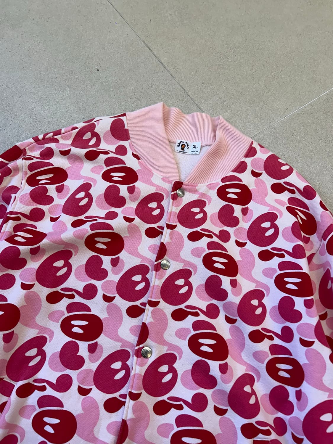 베이프 마일로 핑크 바시티 자켓 상품이미지2