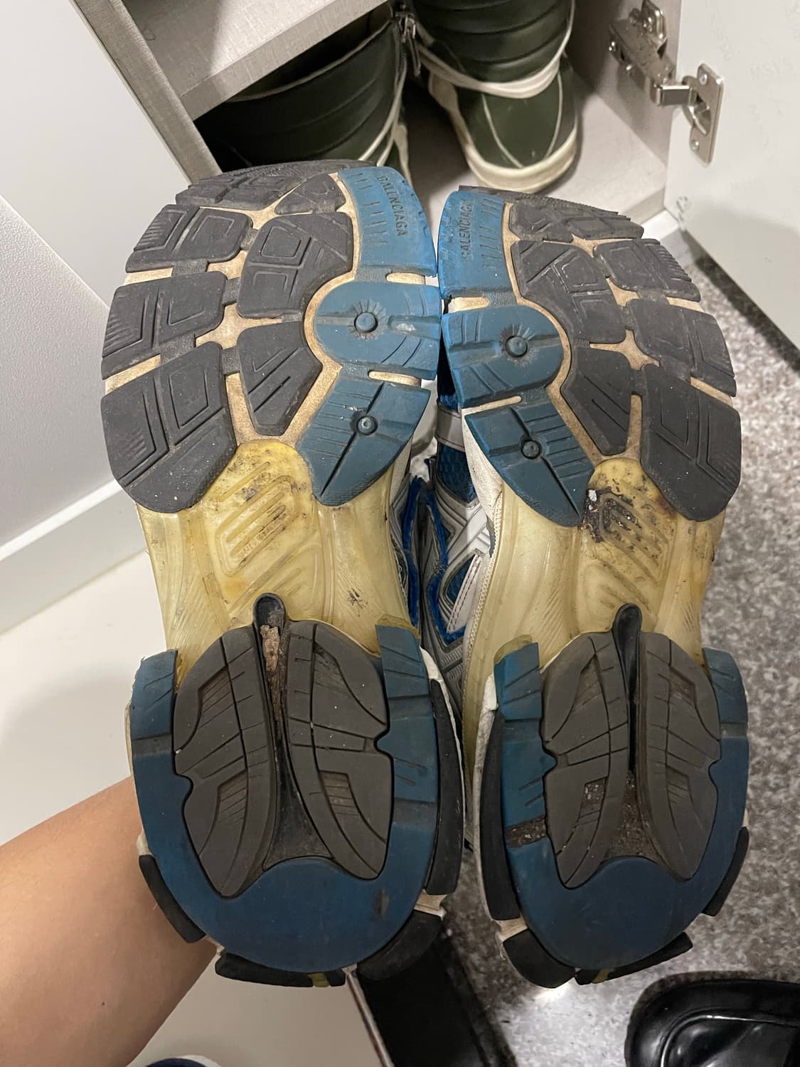 발렌시아가 뉴러너 43 상품이미지4