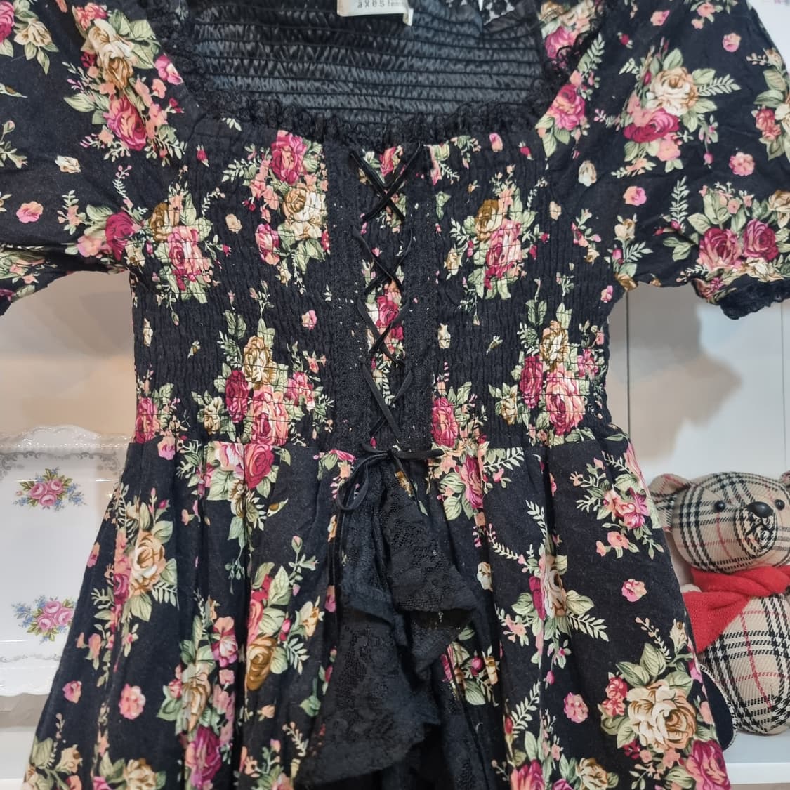 axes femme(액시즈팜) 플라워 레이스 언밸런스 원피스 상품이미지6