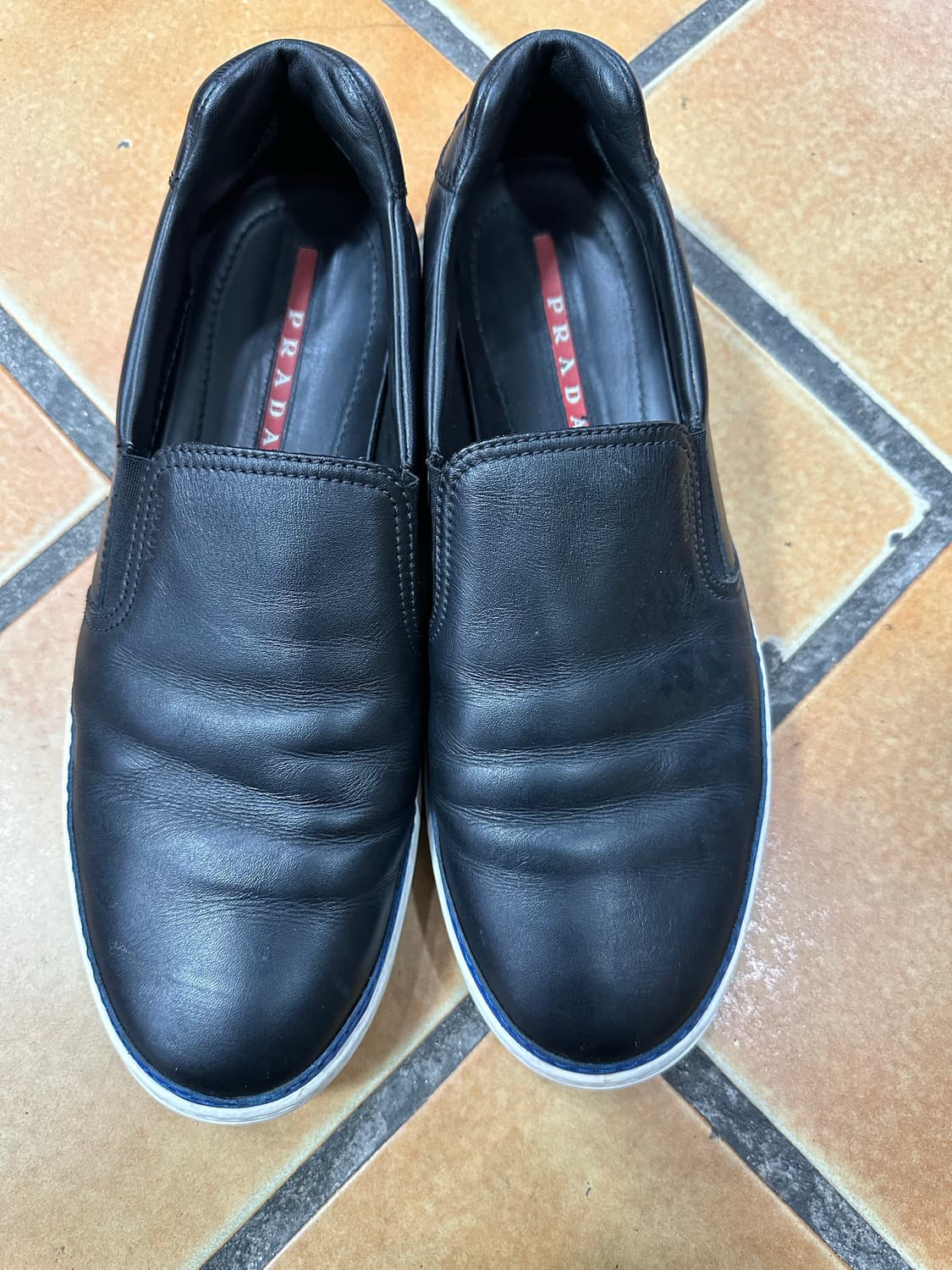 프라다 슬립온 10 사이즈 (290) 상품이미지1