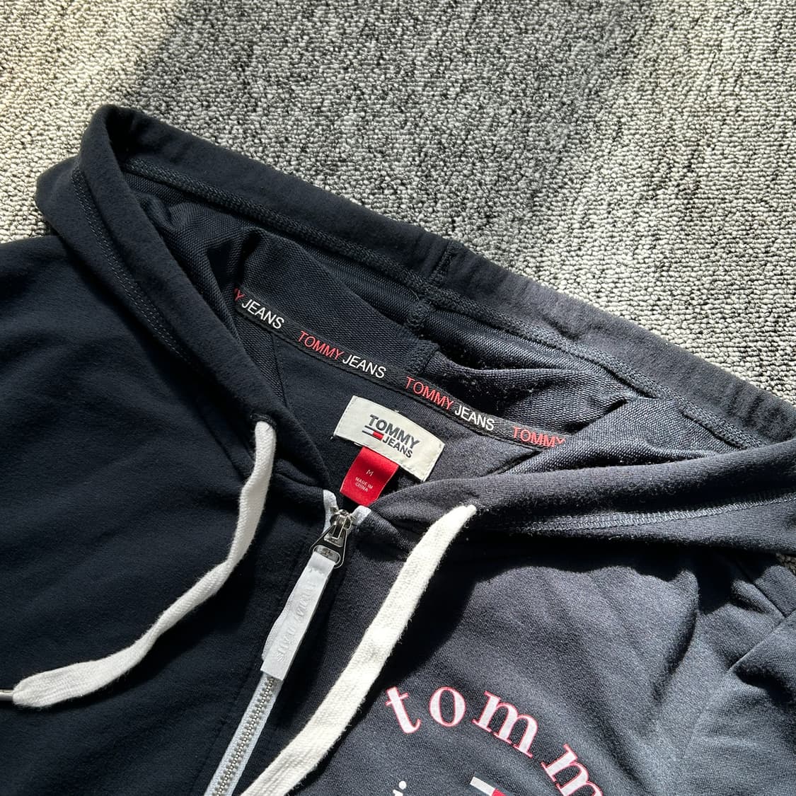 타미 진스 네이비 크롭 후드집업 상품이미지4