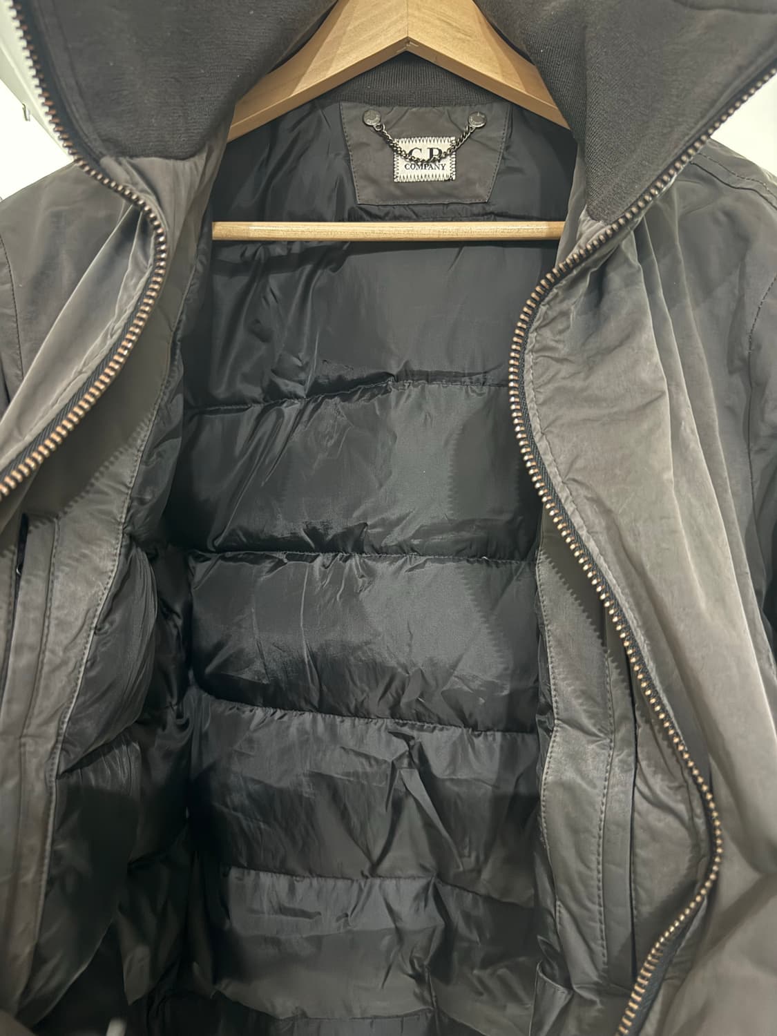 cp 컴퍼니 항공패딩 그레이 L사이즈 상품이미지4