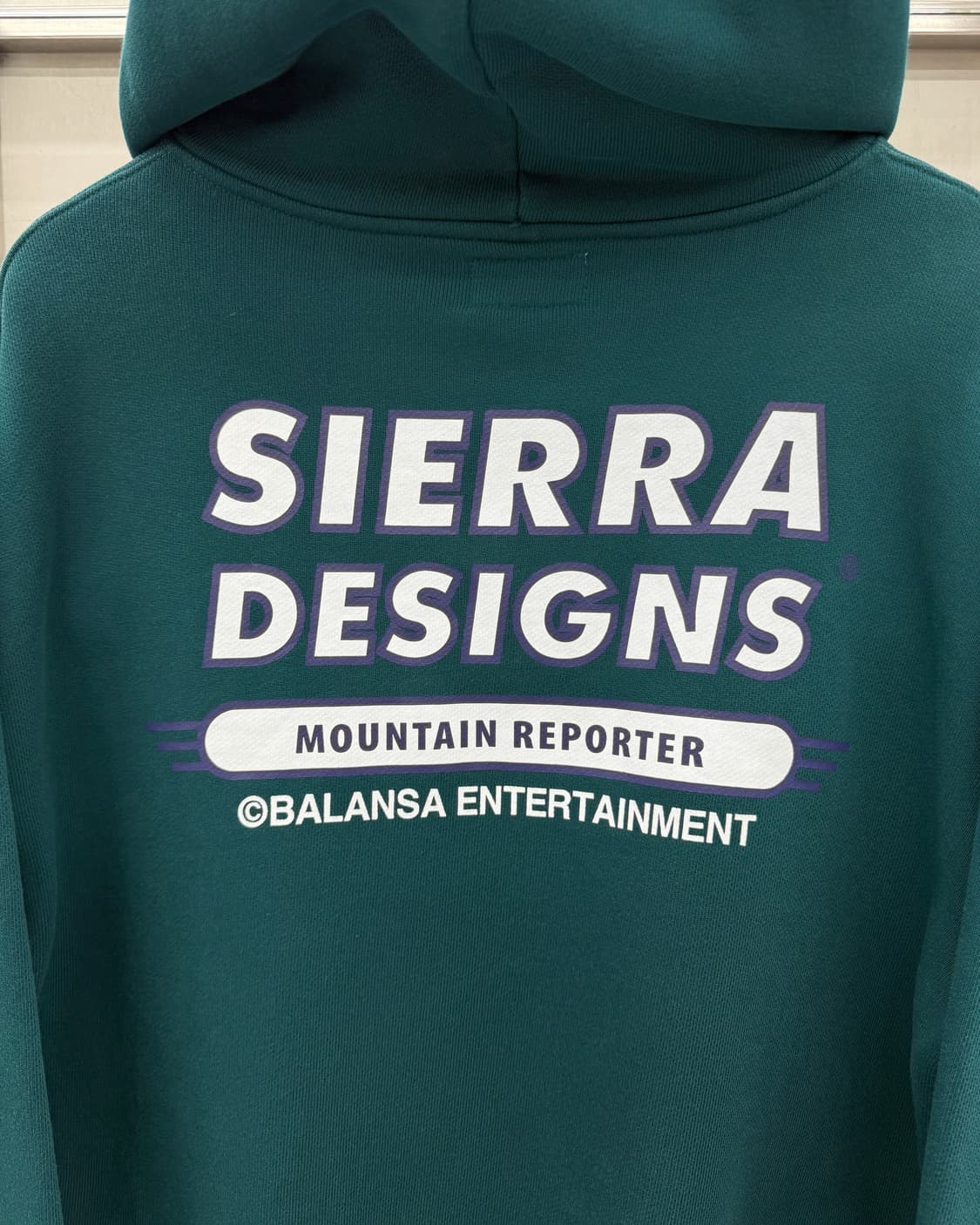 시에라 디자인 x 발란사 스튜디오 스웻 후드티 상품이미지3