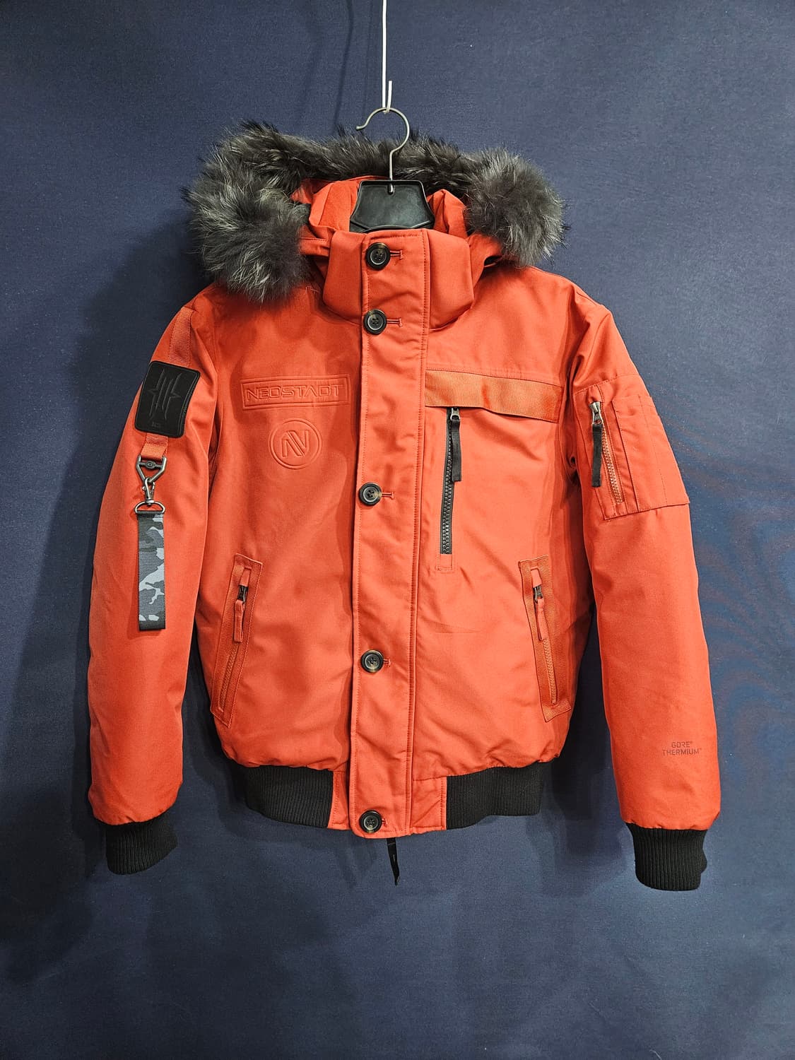 케이투 고어 써미움 버건디 남성 95 구스다운 숏패딩  상품이미지1