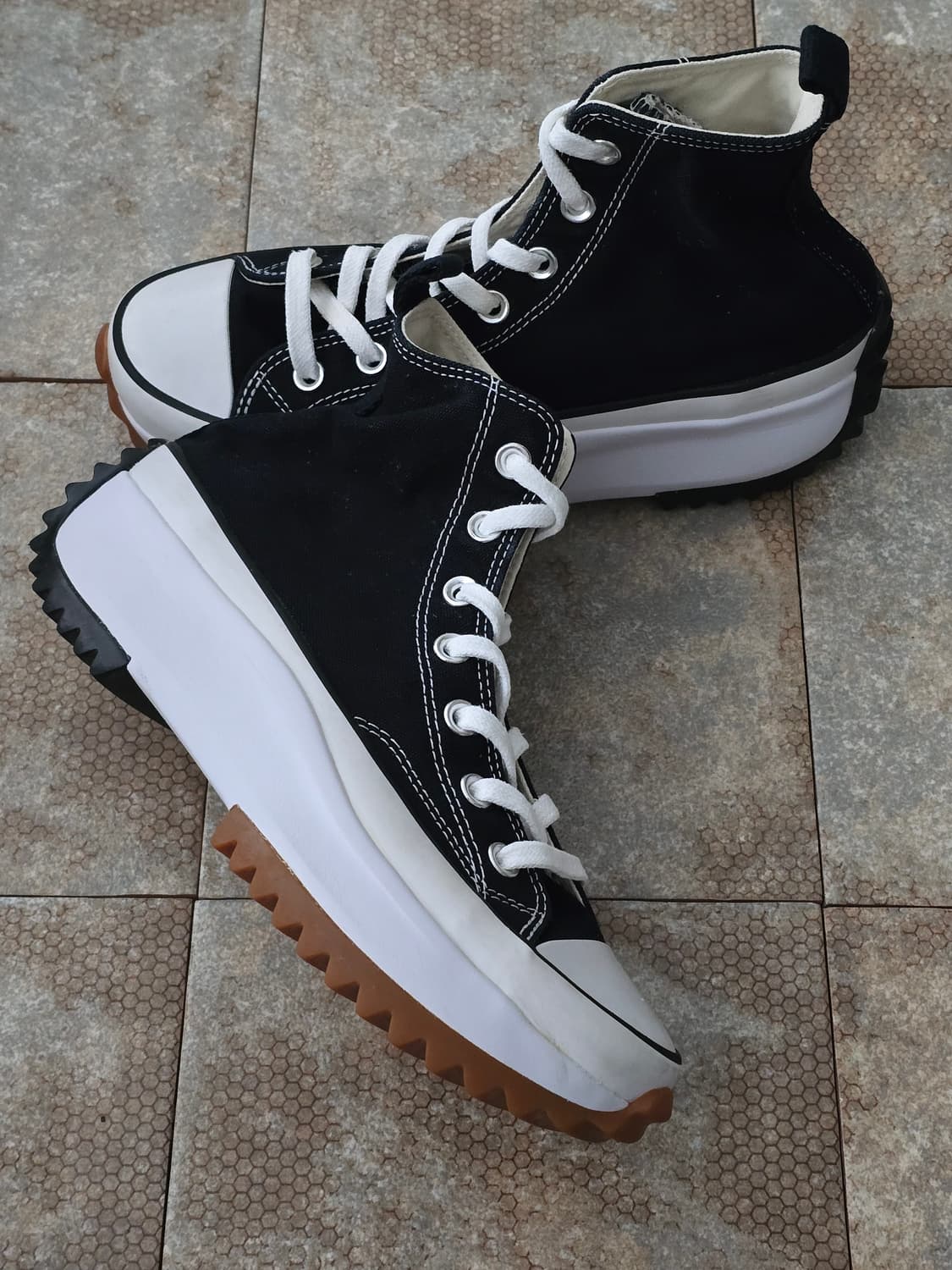 (240)컨버스 런스타 하이크 하이 검흰 상품이미지8