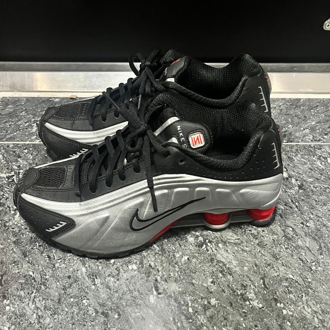 나이키 샥스 240 상품이미지5