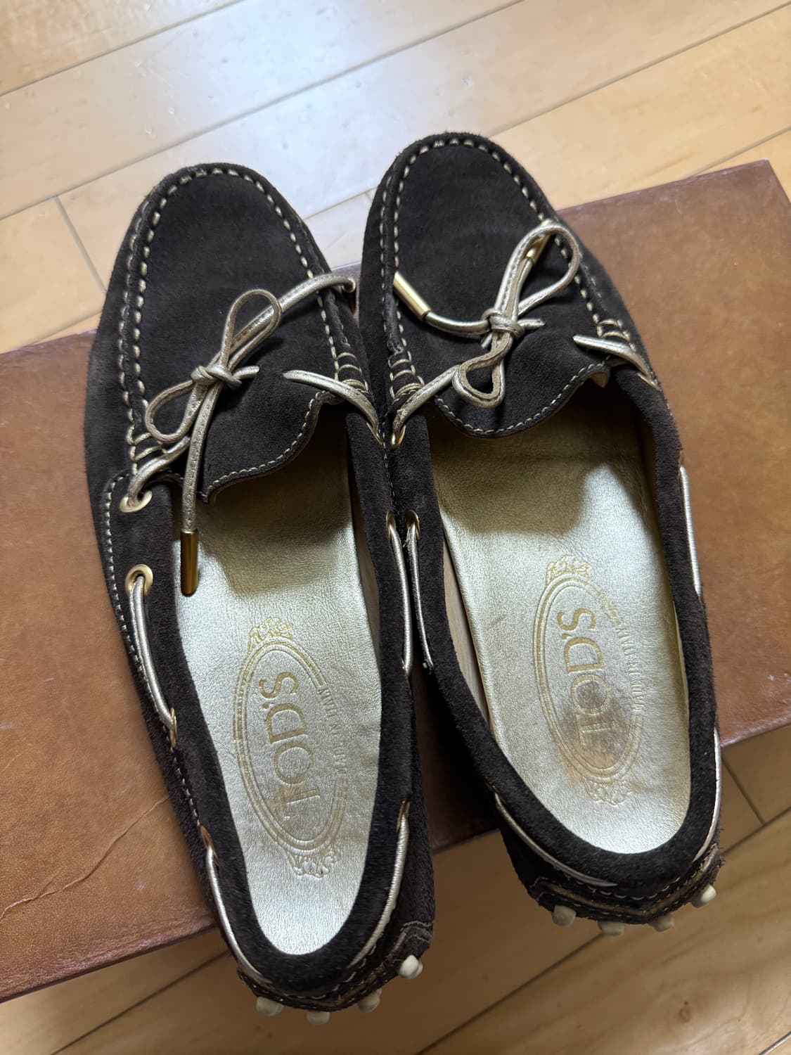 토즈 스웨이드 드라이빙 슈즈 36.5 상품이미지1