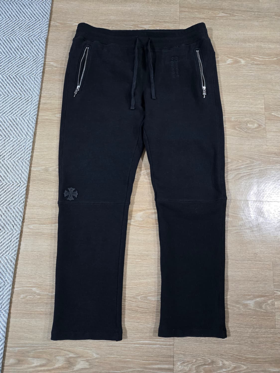 크롬하츠 대거 퍽유자수 가죽패치 팬츠 상품이미지1