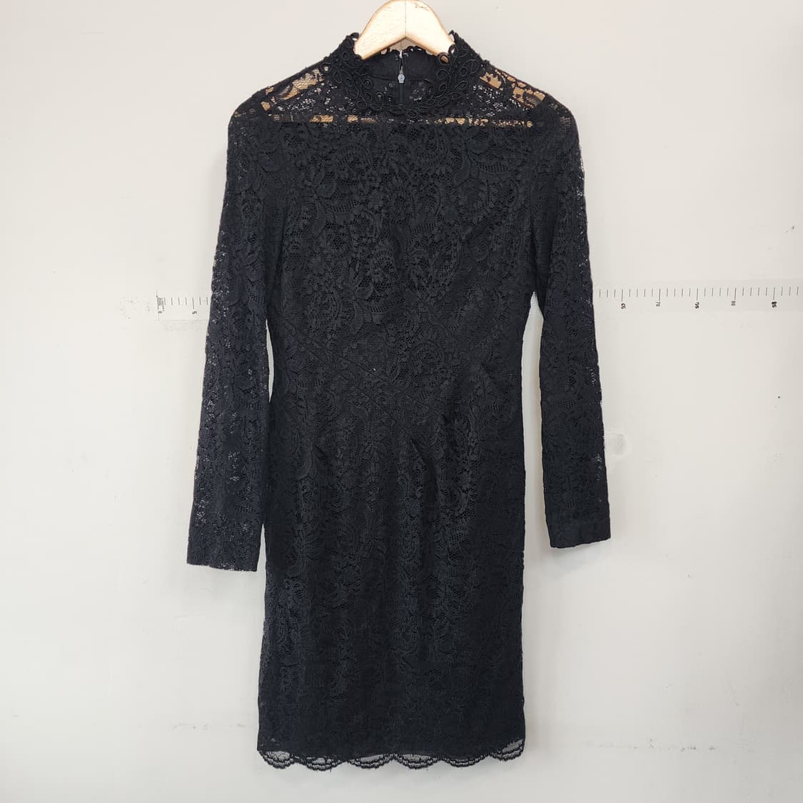 지고트 블랙 레이스 긴팔 미디 원피스 상품이미지1