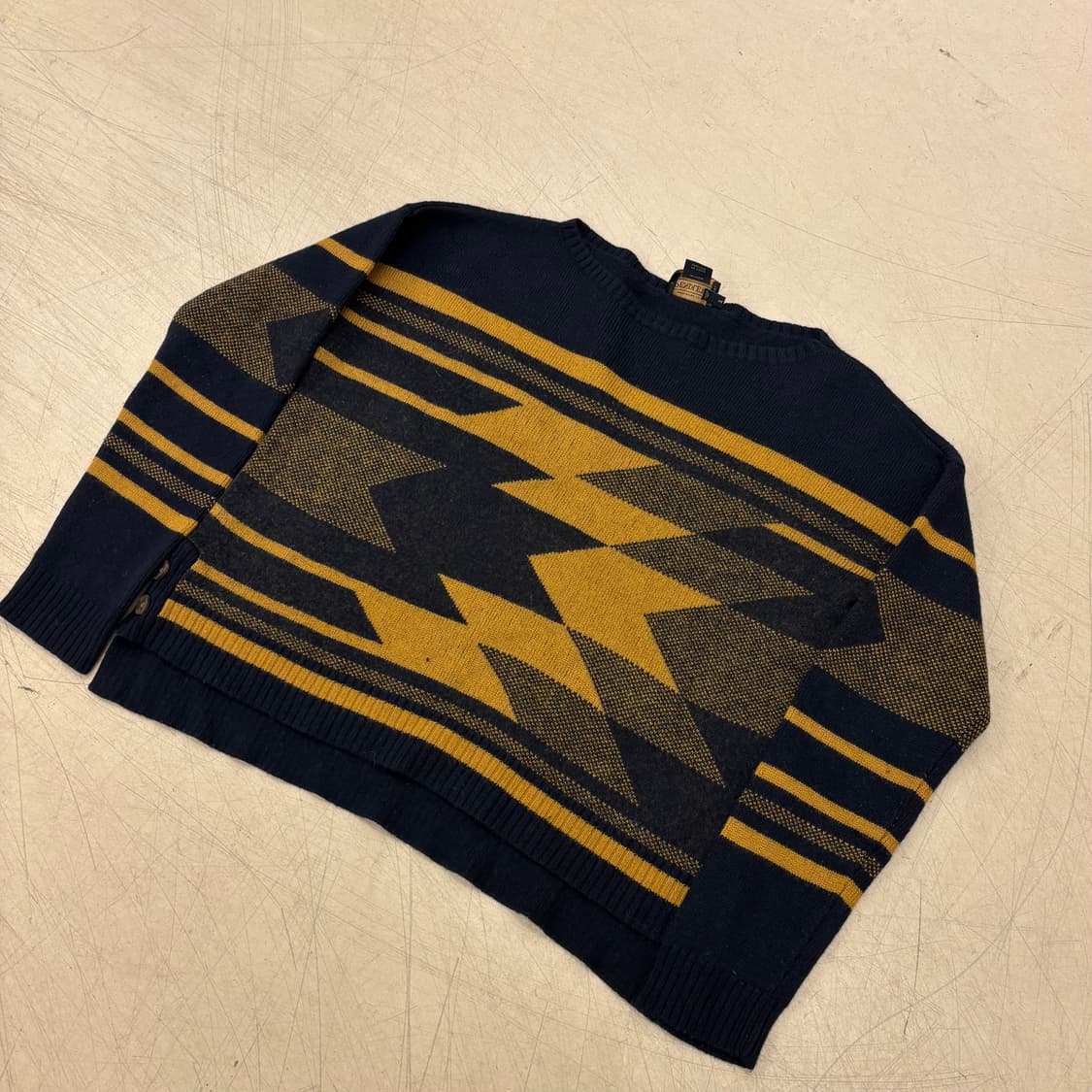 펜들턴 패턴 니트 상품이미지1