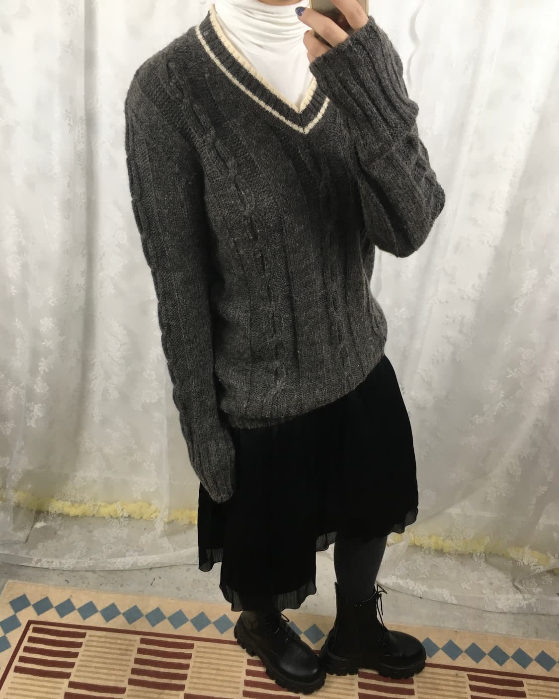 Soft Cable V-Neck Knit Top 상품이미지7