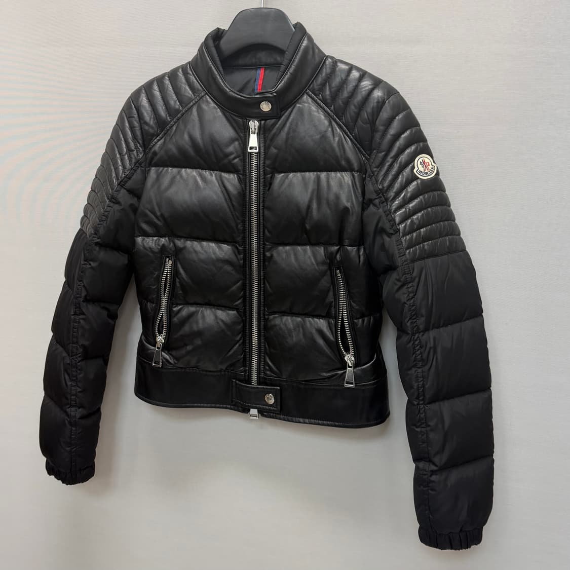 몽클레르 클레마티스 주보토 가죽 다운 패딩자켓 (44)  상품이미지3