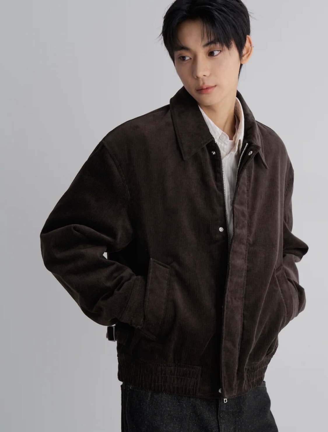 에잇세컨즈 코듀로이 블루종 자켓 판매 합니다 상품이미지1