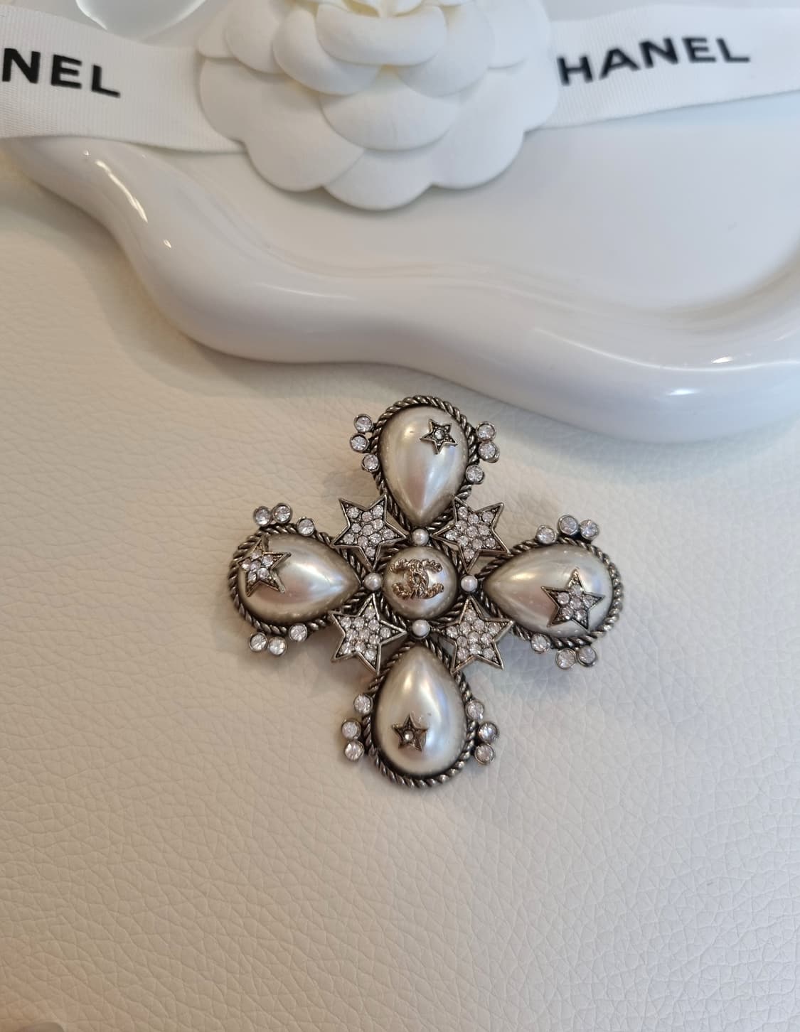 샤넬 엔틱진주&별 꼬임 CC 브로치 업사이클링 상품이미지2