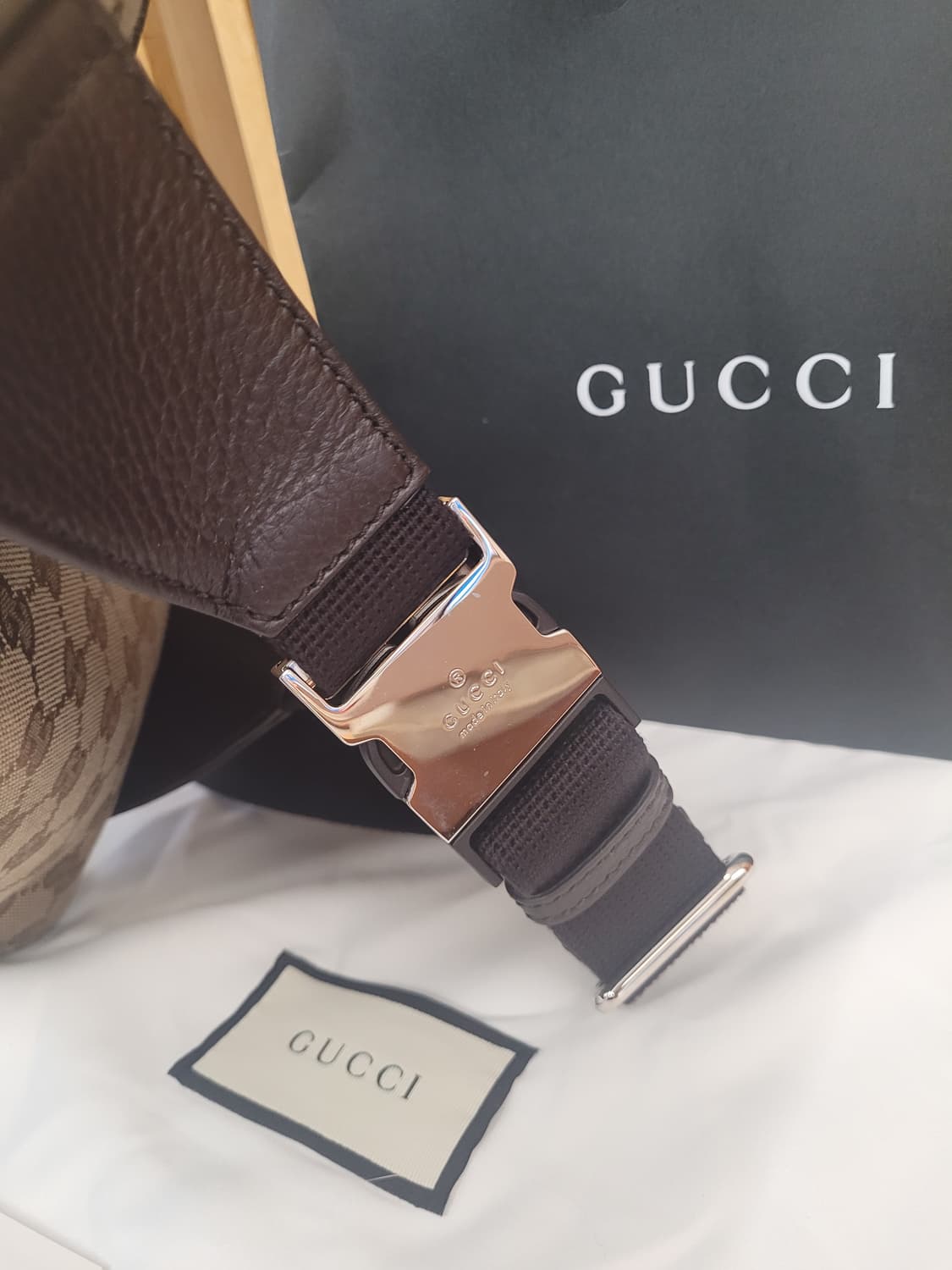 (미사용 새상품) 구찌 GG 캔버스 벨트 크로스백 상품이미지6