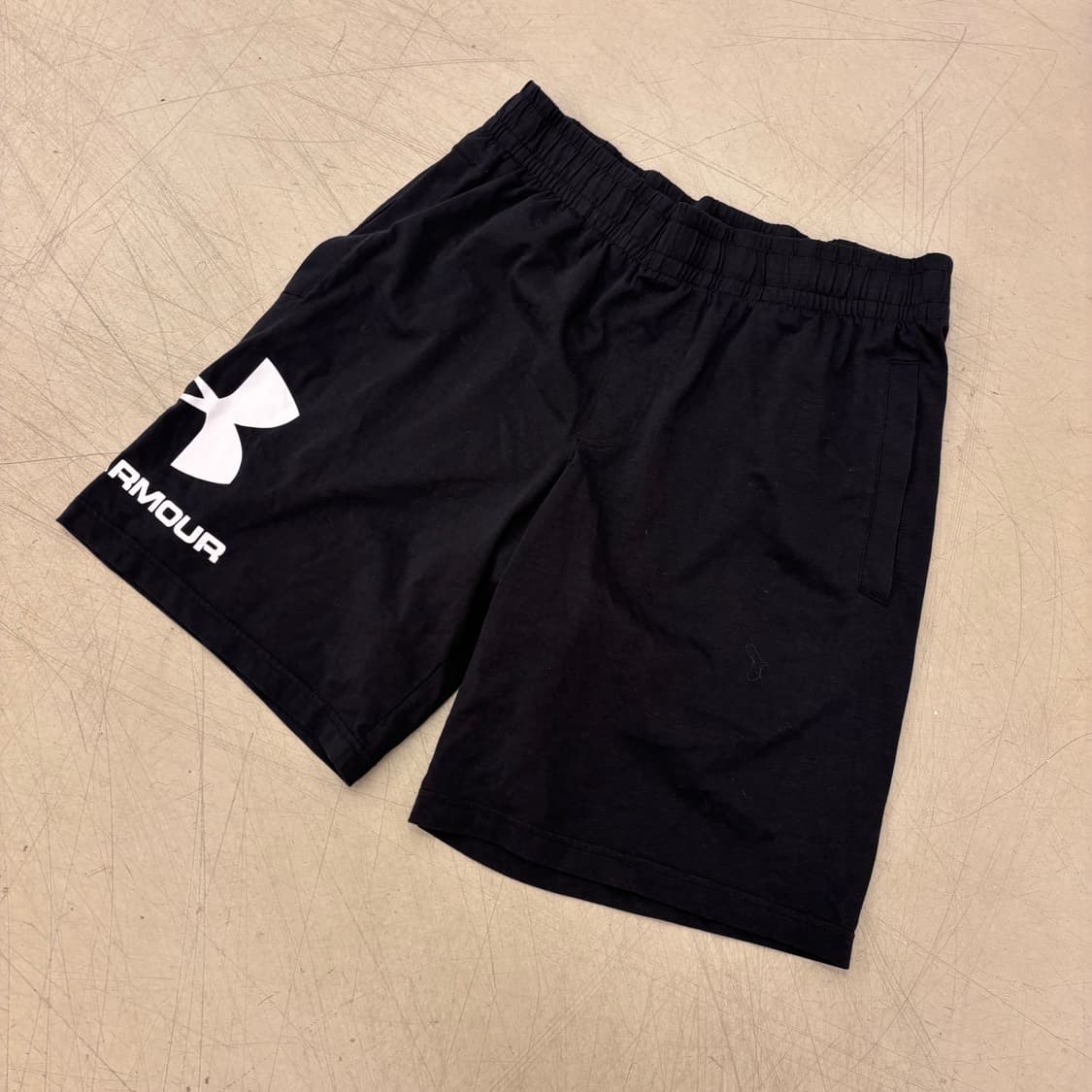 언어아머 빅로고 하프 팬츠 상품이미지1