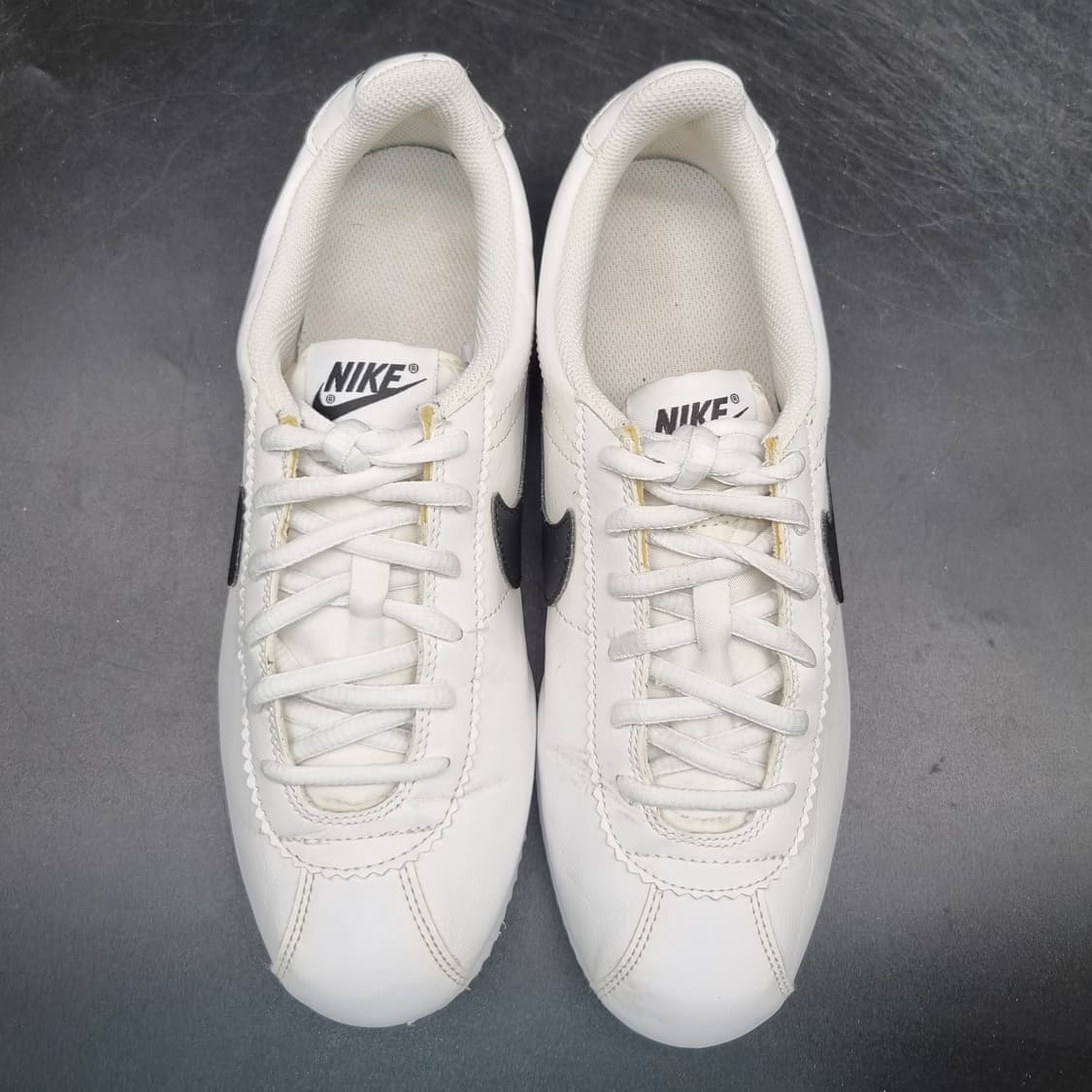 나이키 코르테즈 흰검 운동화245 상품이미지2