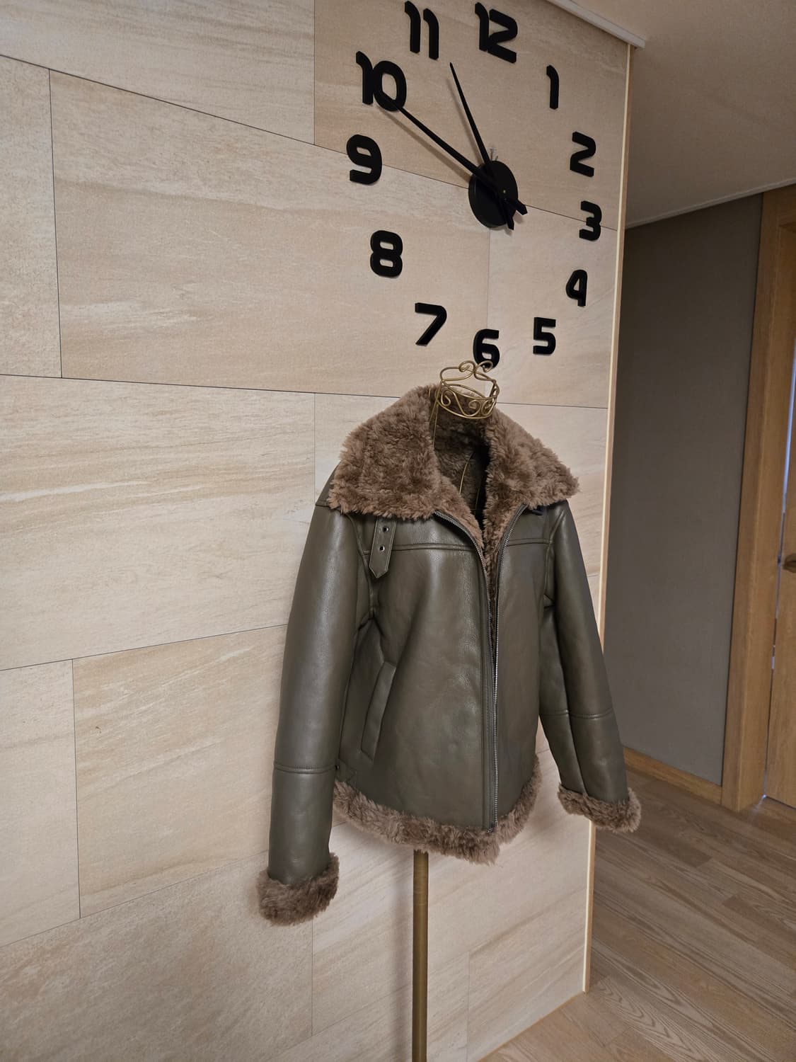 [55/s] 데렉램 무스탕 양모 자켓 2025 상품이미지3