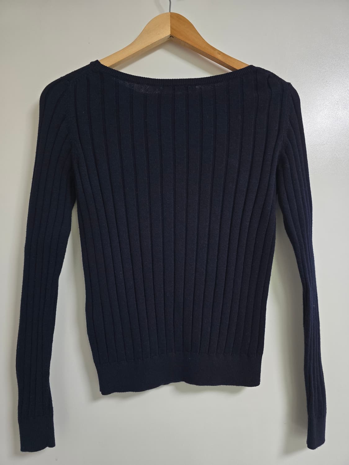 유니클로 캐시미어 함유 골지 네이비 니트 M 상품이미지4