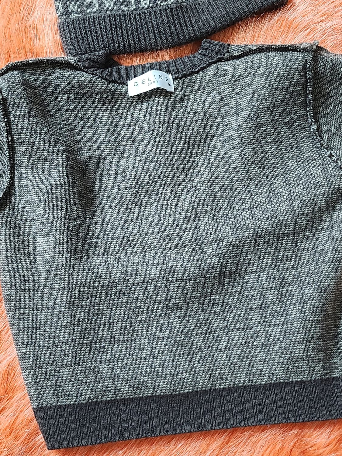 CELINE 셀린 니트 가디건 키즈 90호 & 모자  상품이미지4